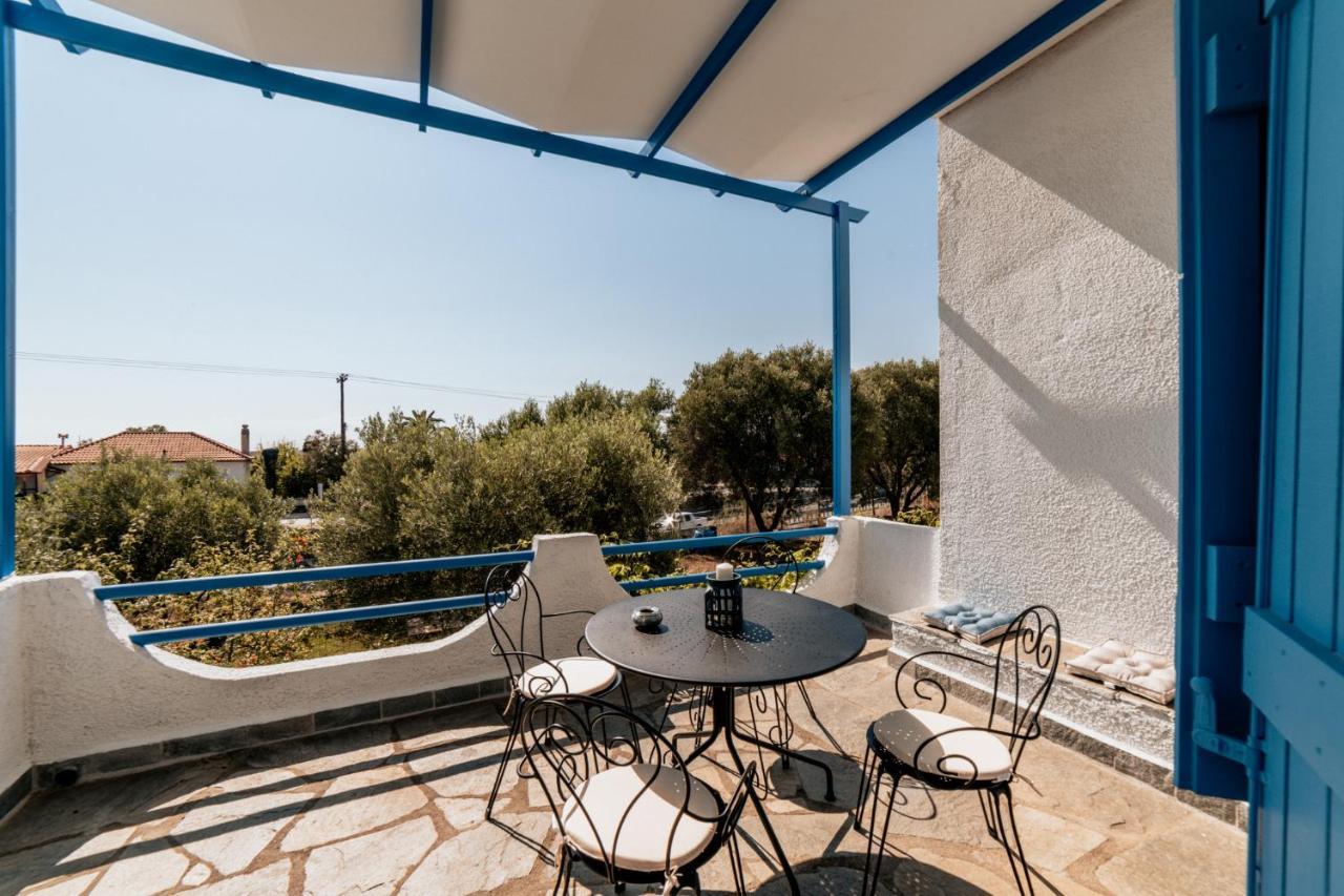 Cyclades Luxury Studios Nea Poteidaia Exterior foto