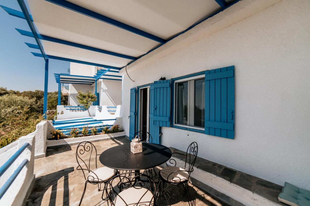 Cyclades Luxury Studios Nea Poteidaia Exterior foto
