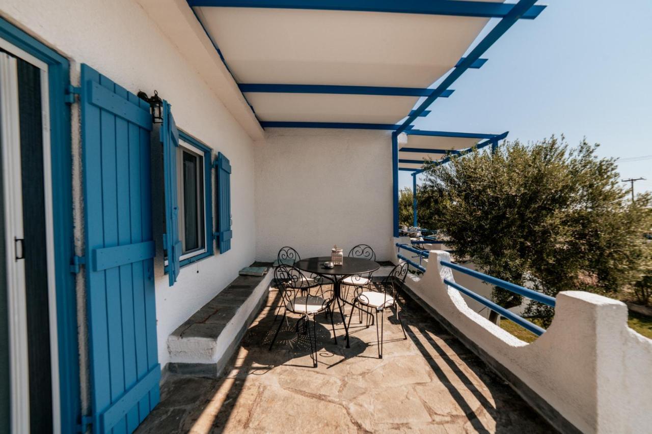 Cyclades Luxury Studios Nea Poteidaia Exterior foto